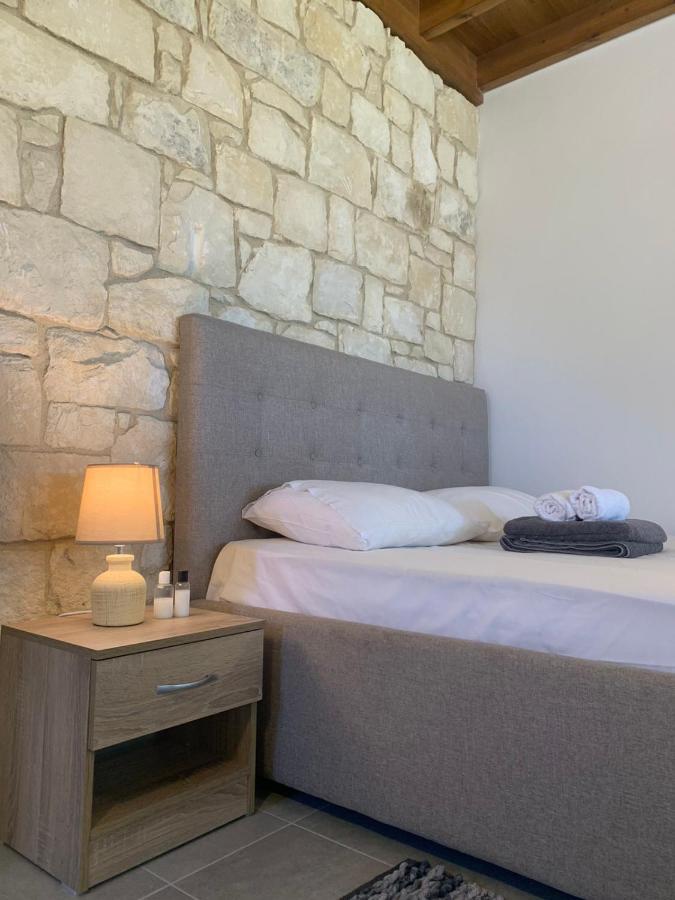 Cosmema Stone House With Amazing Mountain View Apartment
